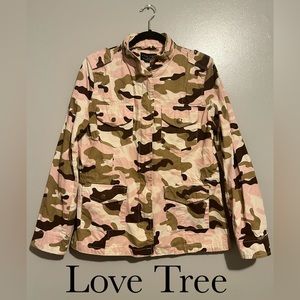 Love Tree Women’s, Camo Pink Brown Jacket, Lightweight coat Size Large